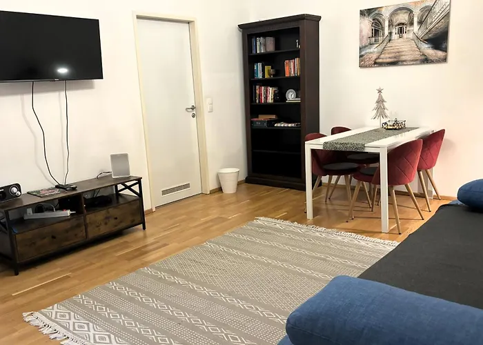 Casa Nostra - Ruhige Stadtwohnung mit Balkon