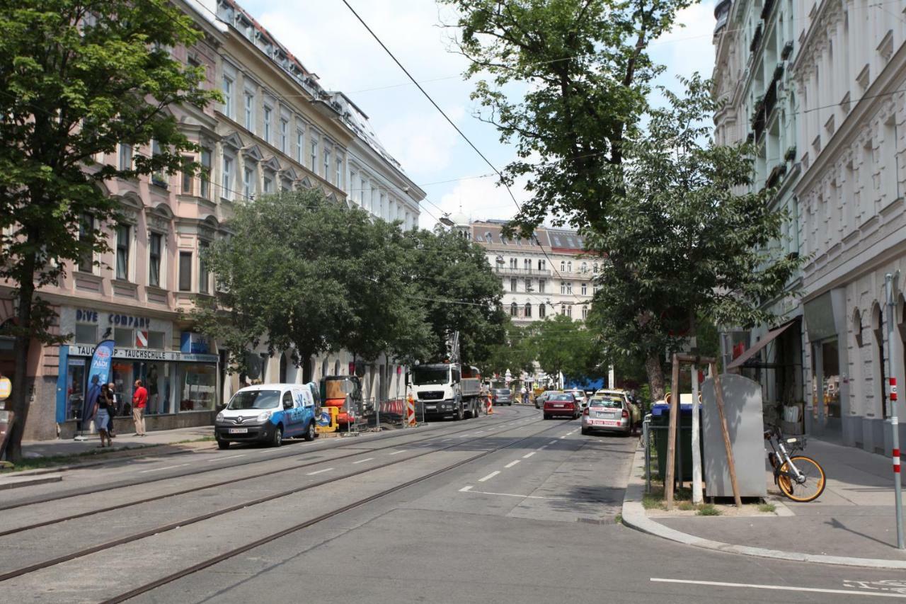 Casa Nostra - Ruhige Stadtwohnung Mit Balkon Appartement Vienne